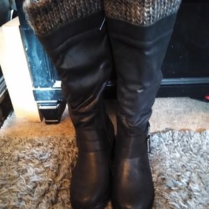 NIB Torrid Wide Width Knee High Boots Size 9